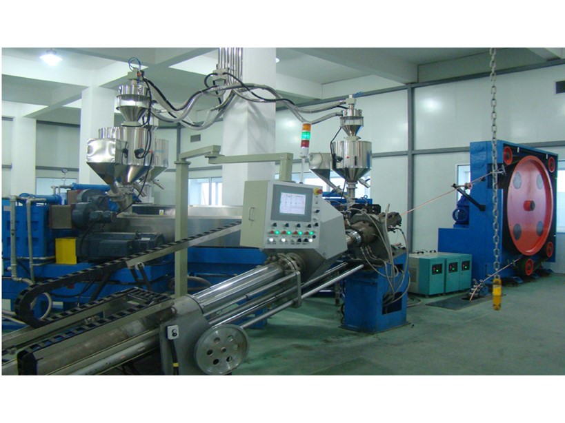 Línea de extrusión de cable de 6 ~ 35kV